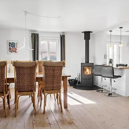 704-thyboron-kirkevej-6 Дом отдыха Thyboron